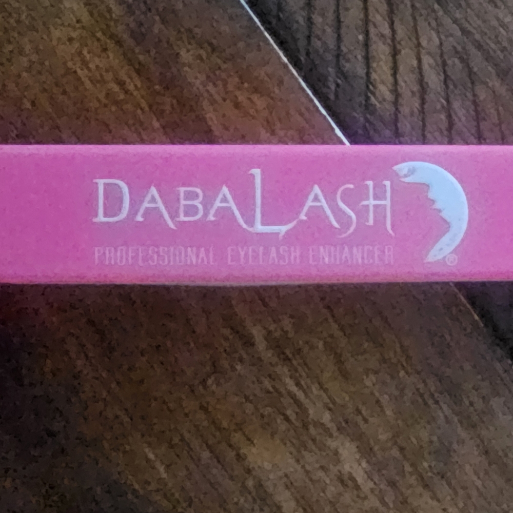 - NEW Factory Sealed Dabalash Lash Serum